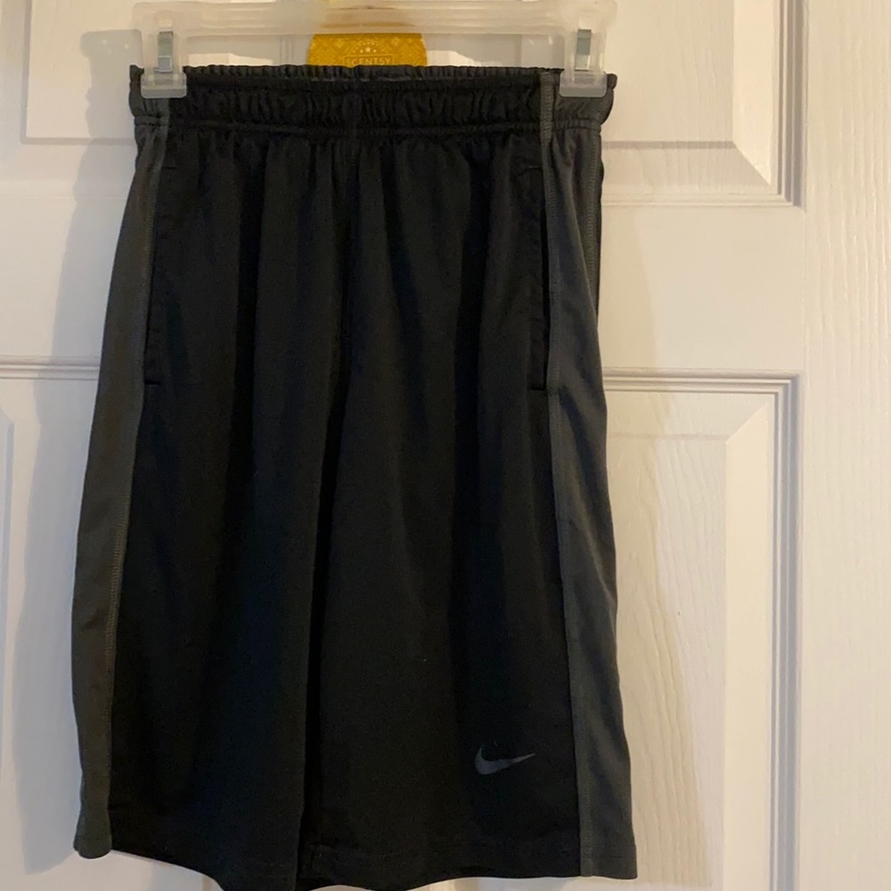 Boys size M Nike Shorts. In Great condition.